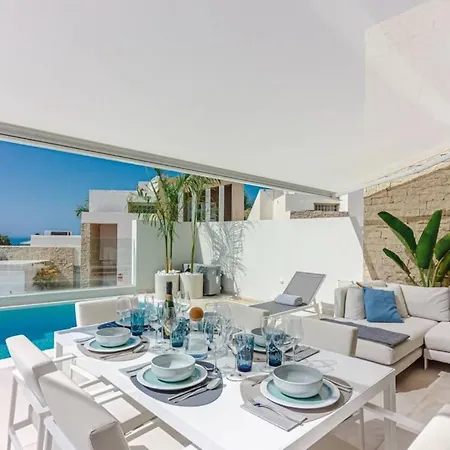 Sunset House-privated Pool Apartment