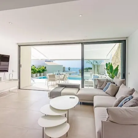 Sunset House-privated Pool 아파트 아데제